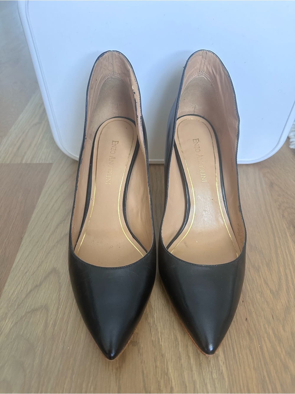 Enzo Angiolini Black Pointed-Toe Leather Pumps